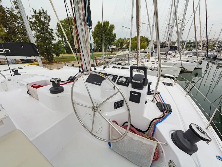 Catamaran hire in Lefkáda - Bali Bali Catspace Voile