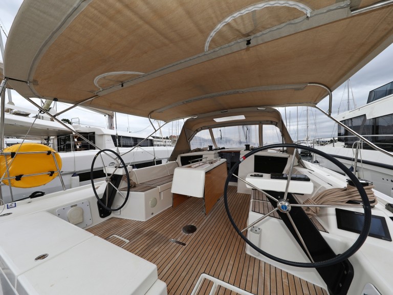 Hire Sailboat with or without skipper Dufour Šibenik