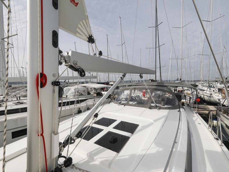 Hire Sailboat with or without skipper Bavaria Biograd na Moru