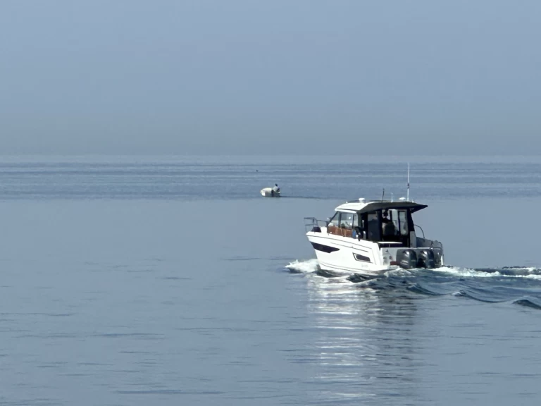 Motorboat to hire Umag at the best price