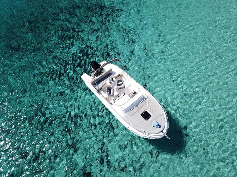 Yacht hire Ibiza Town cheap Sun Cruiser 630