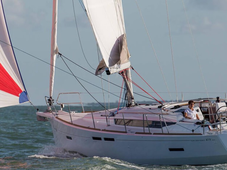 Yacht charter Alimos - Jeanneau Sun Odyssey 419 on SamBoat