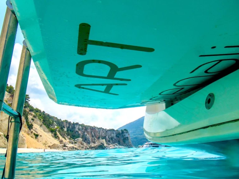 Hire Sailboat with or without skipper Jeanneau Lefkáda