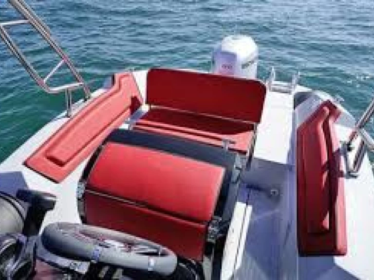 Charter a Prua al vento Thor 7  in Marseille on Samboat