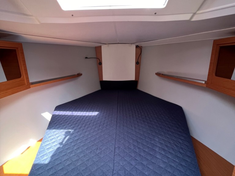 Sailboat hire in Capo d'Orlando - Dufour Dufour 37