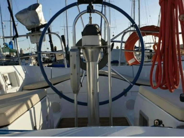 Charter a Bénéteau First 375 in Ayamonte on Samboat