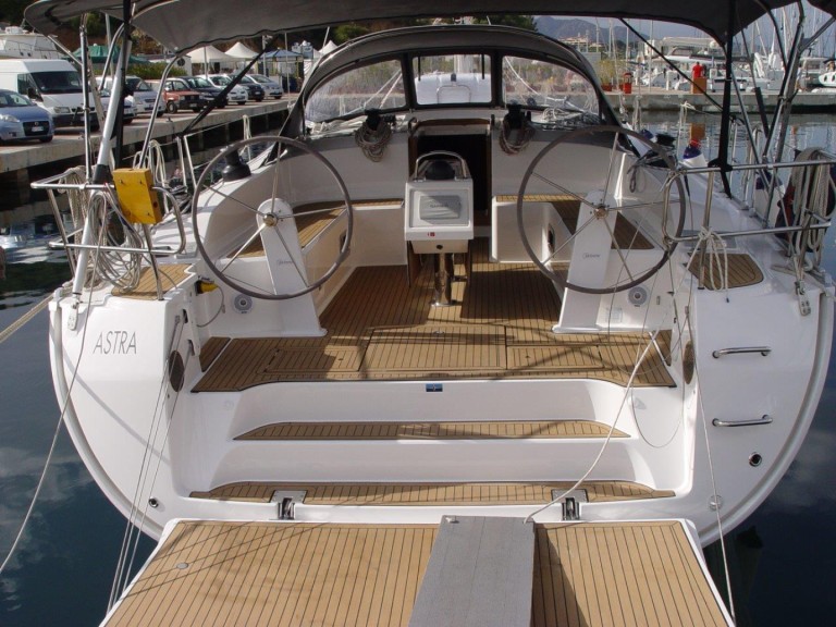 Hire a Bavaria Cruiser 51 Olbia