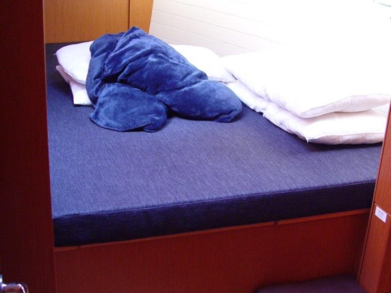 Yacht hire Olbia cheap Cruiser 46