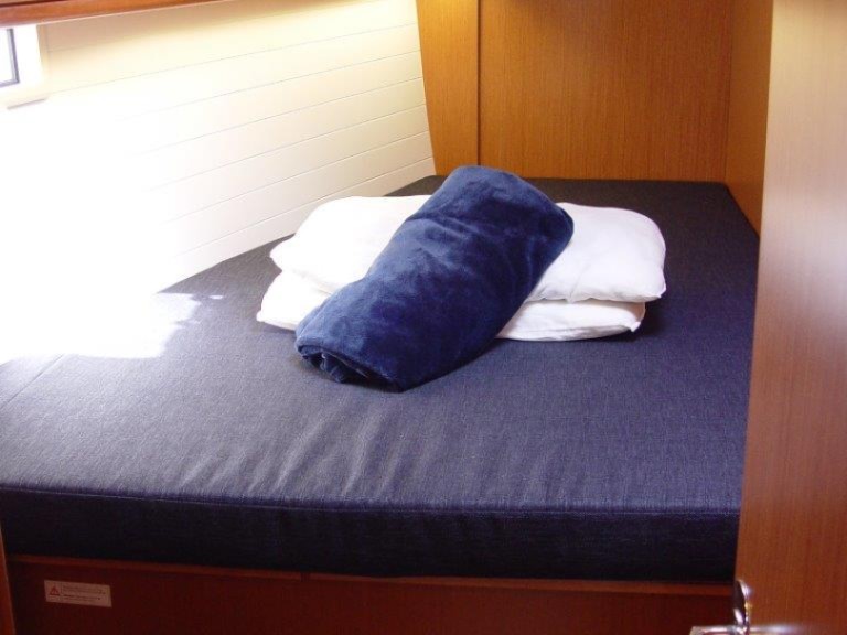 Sailboat hire in Olbia - Bavaria Cruiser 46