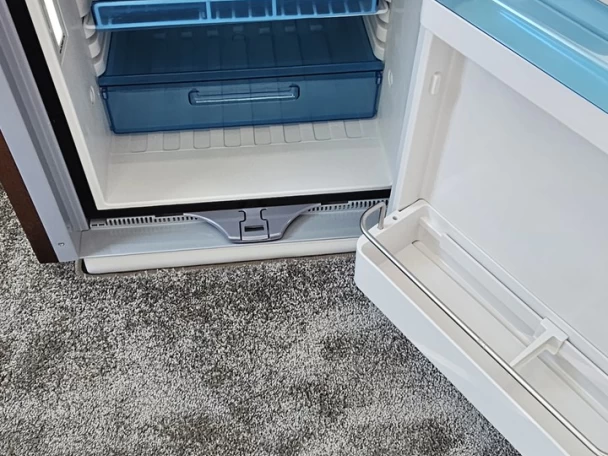 Charter a Jeanneau Merry Fisher 895 in Biograd na Moru on Samboat