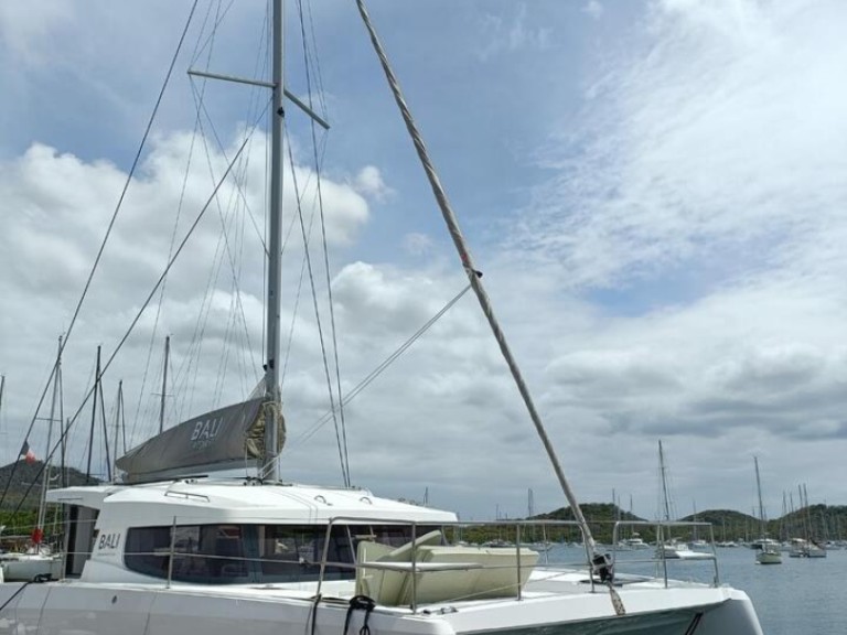 Catamaran hire in Le Marin - Bali Catamarans Bali Catsmart