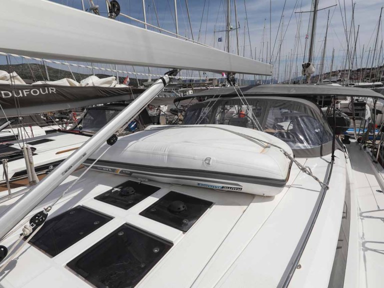 Yacht charter Trogir - Bavaria Bavaria C50 Holiday - 5 + 1 cab. on SamBoat