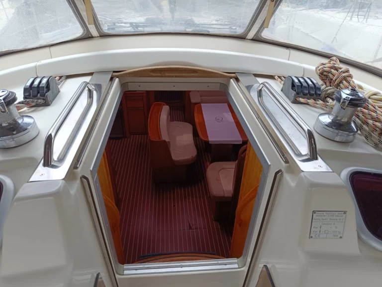 Hire Sailboat with or without skipper Bavaria Skradin