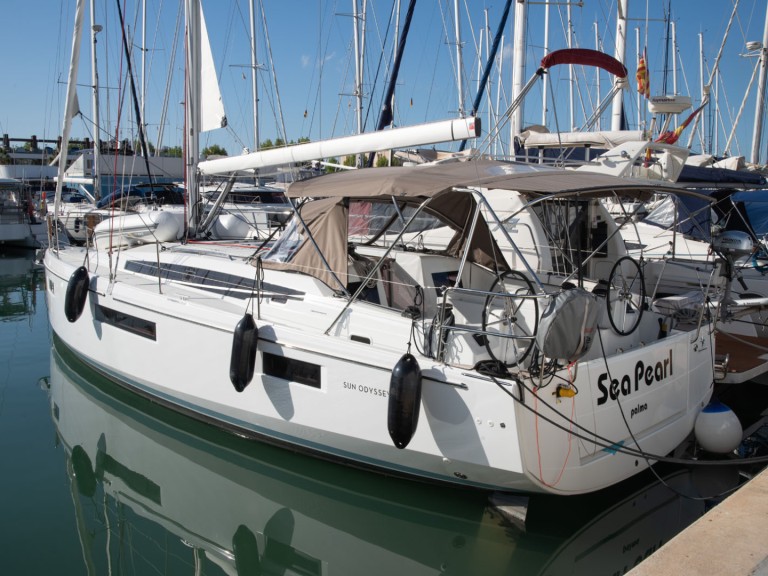 Jeanneau Sun Odyssey 410 charter bareboat or skippered in  Palma de Mallorca