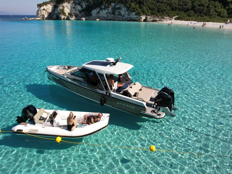 Luxury Yacht to hire Corfu at the best price