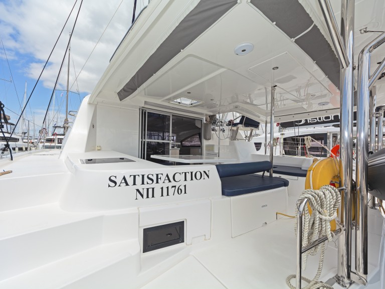 Yacht charter Lefkáda - Leopard Catamarans / Robertson & Caine Leopard 48 - 4 + 1 cab. on SamBoat