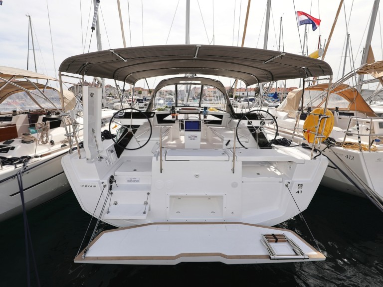 Yacht charter Primošten - Dufour Dufour 41 on SamBoat