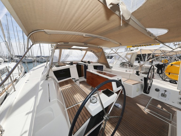 Hire Sailboat Dufour with a boat licence