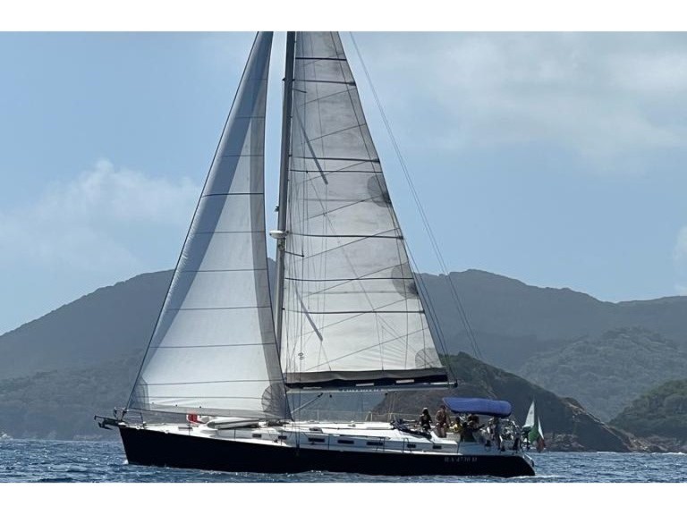 Sailboat to hire Salivoli at the best price