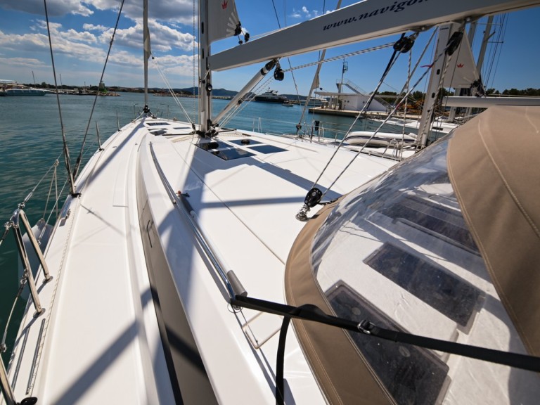 Yacht hire Sukošan cheap Bavaria C50