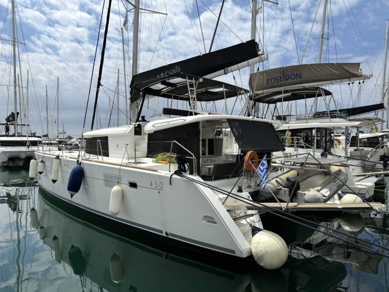 Hire Catamaran with or without skipper Lagoon Alimos