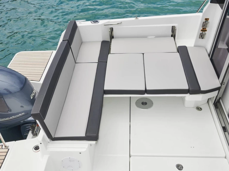 Motorboat to hire Trogir at the best price