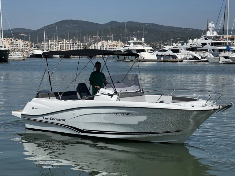 Hire a Jeanneau Cap Camarat 6.5 CC Serie 3 Cogolin