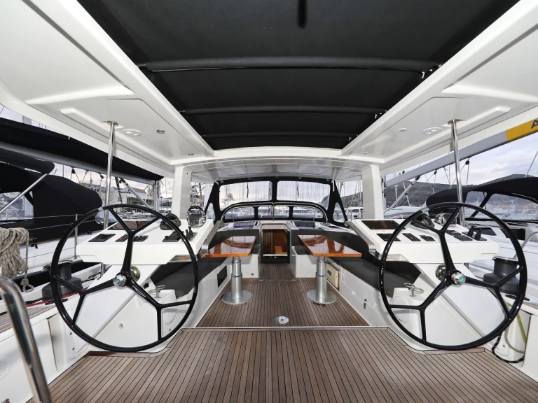 Yacht hire Trogir cheap Hanse 588