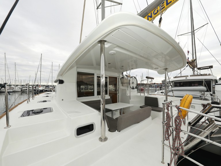 Yacht hire Biograd na Moru cheap Lagoon 39