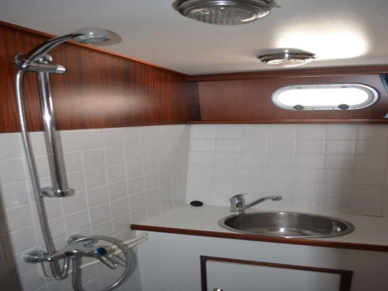 Hire Motorboat with or without skipper De Drait Drachten