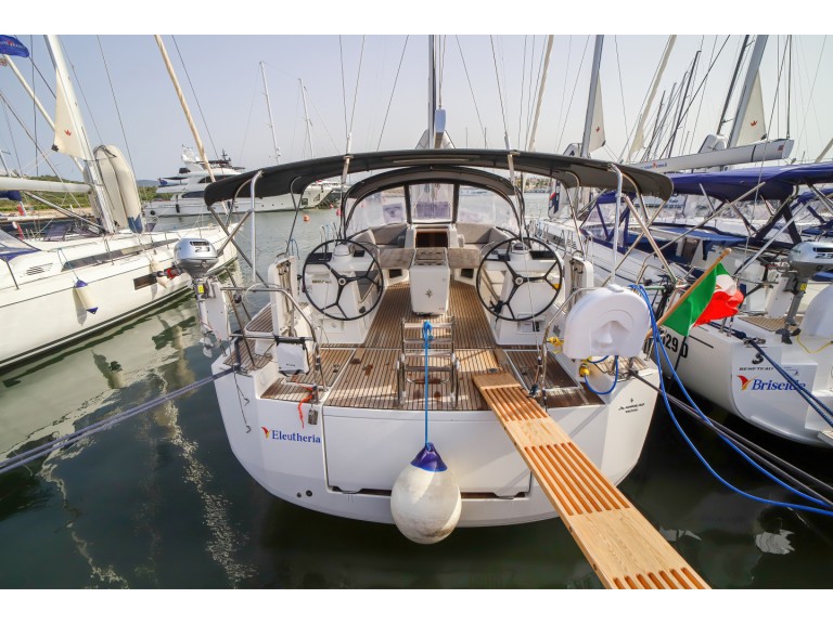Yacht hire Olbia cheap Jeanneau 54
