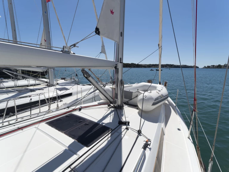 Yacht hire Portocolom cheap Sun Odyssey 410