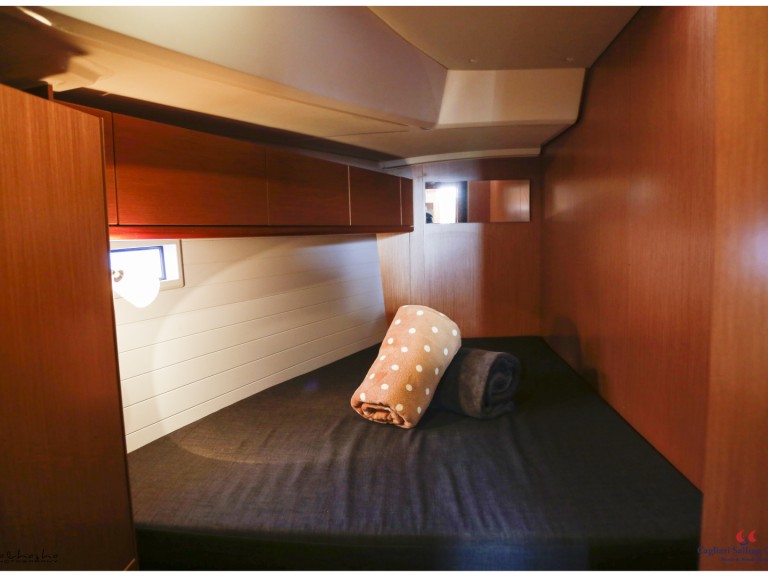 Sailboat to hire Cagliari at the best price