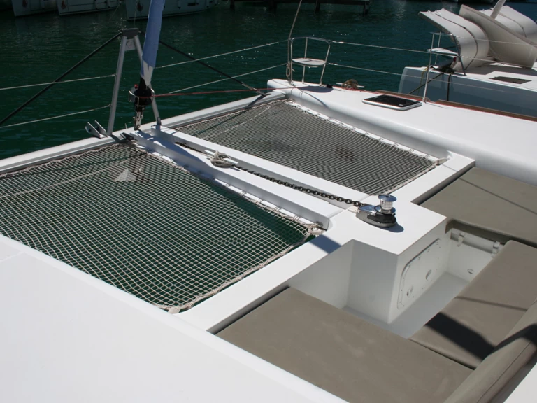 Catamaran to hire Komolac at the best price