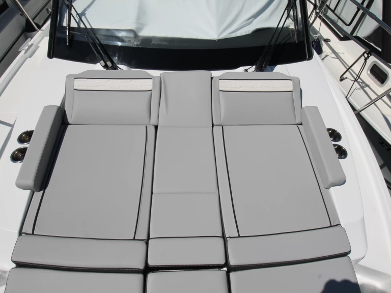 Yacht charter Biograd na Moru - Jeanneau Merry Fisher 895 Serie2 on SamBoat