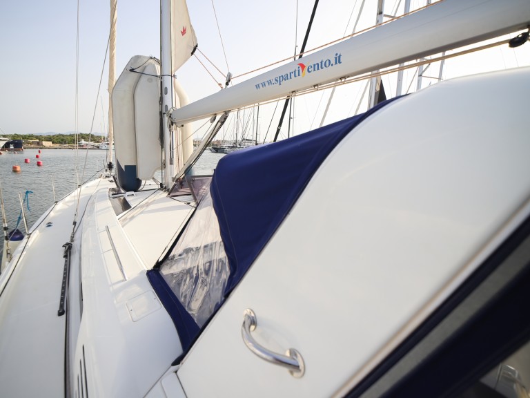Hire Sailboat with or without skipper Bénéteau Olbia