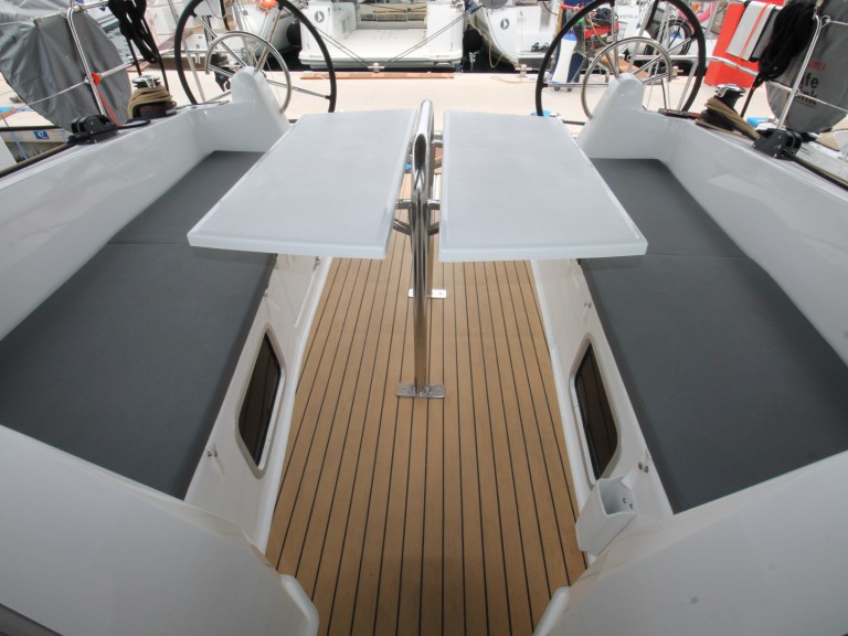 Sailboat to hire Biograd na Moru at the best price