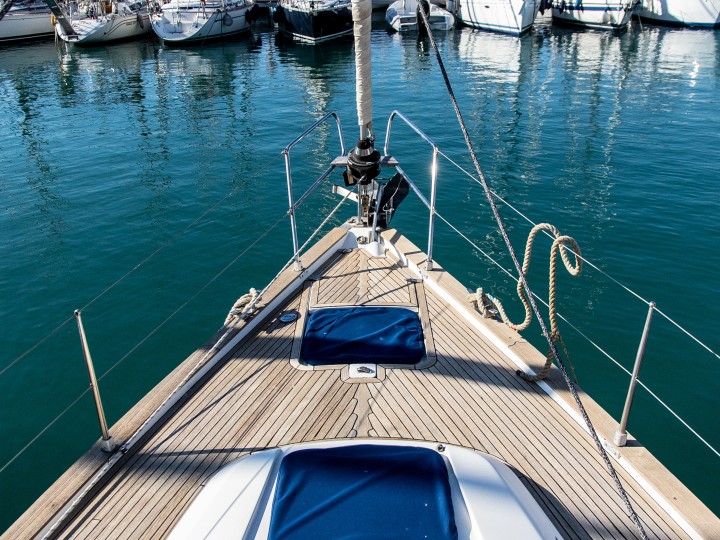 Hire Sailboat with or without skipper Bavaria Mataró