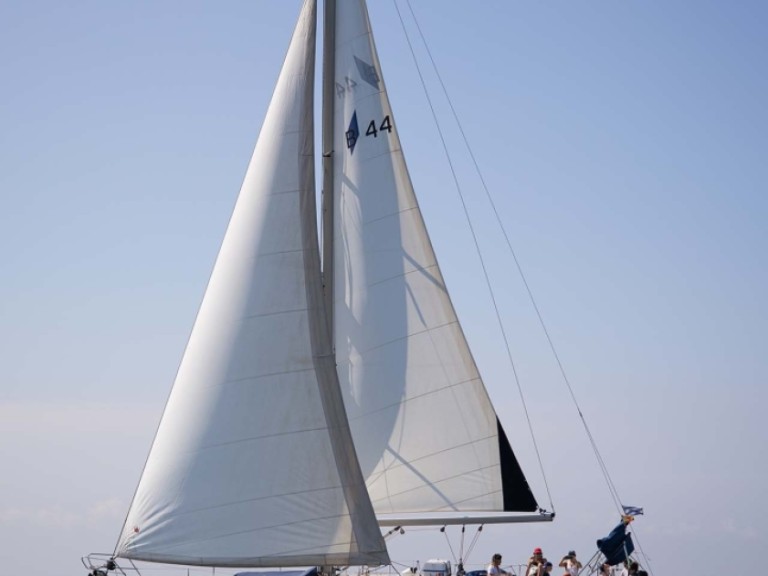 Hire Sailboat with or without skipper Bavaria Mataró