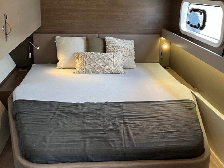 Hire Catamaran with or without skipper 15 Hyères