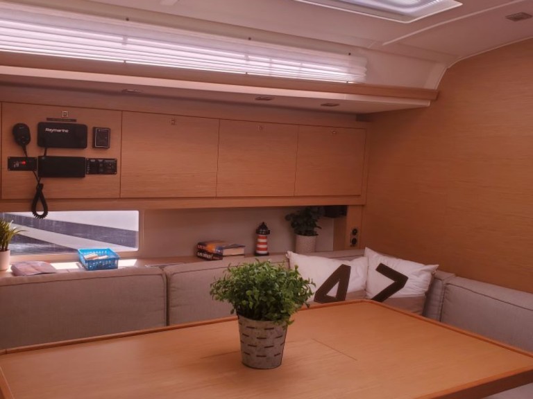 Hire a Dufour Dufour 470 Frenchtown