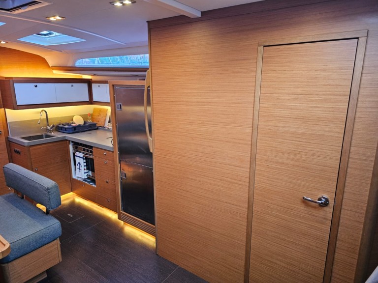 Yacht charter Skradin - Dufour Dufour 470 on SamBoat