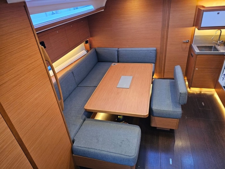 Hire Sailboat Dufour with a boat licence