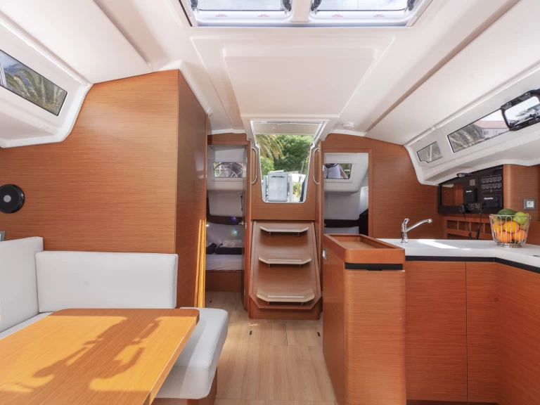 Hire Sailboat with or without skipper Jeanneau Split