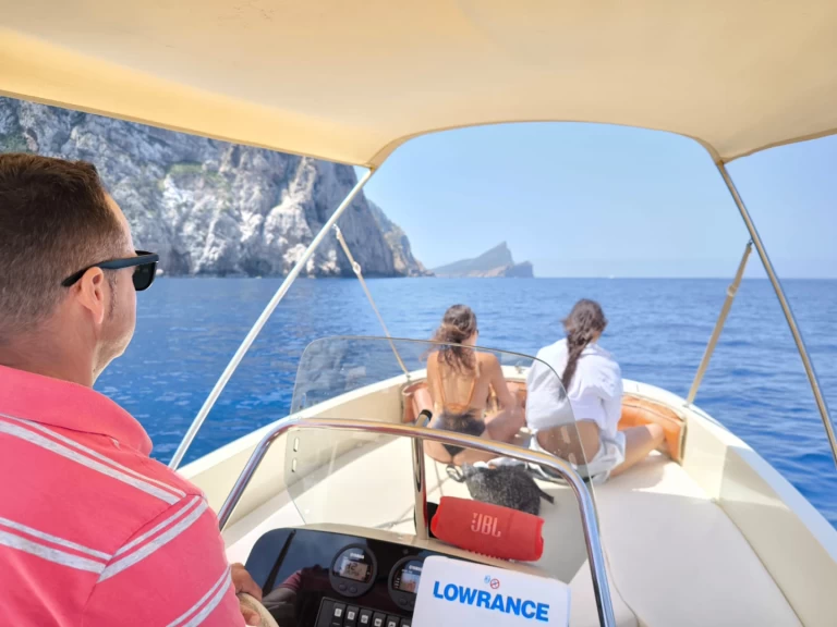 Yacht hire Santa Ponsa cheap Key Largo 22