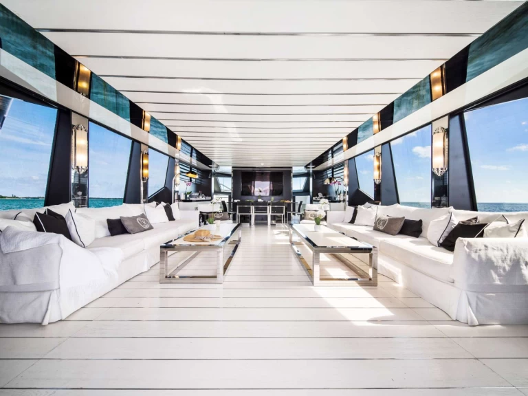 Charter a Technomar -I 120 Double shot in Bahamas on Samboat