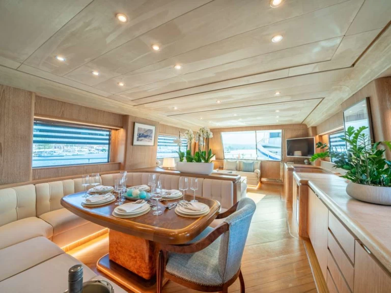 Luxury Yacht hire in Cephalonia island - Cantieri di Pisa, Italy OPERA