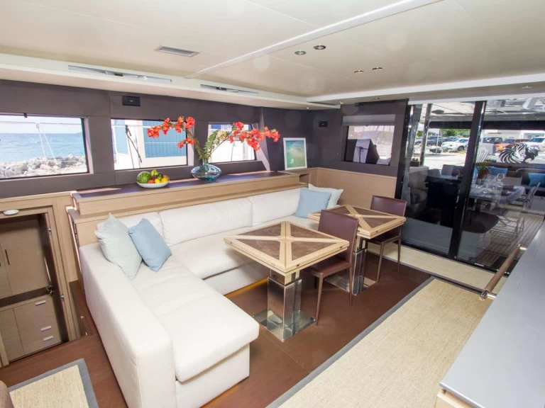 Luxury Yacht to hire British Virgin Islands (BVI) at the best price