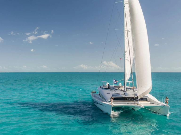 Hire a PROUT BLUE GRYPHON Nassau