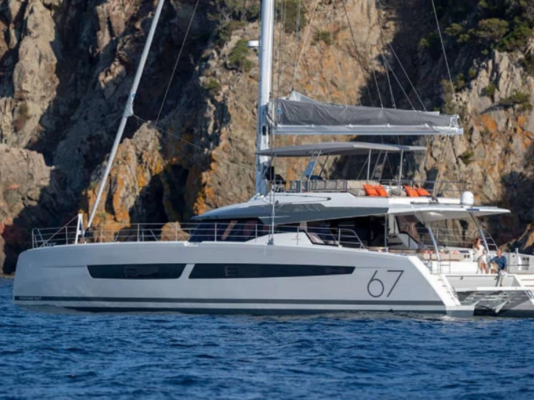 Yacht charter Croatia - Fountaine Pajot LOOMA on SamBoat